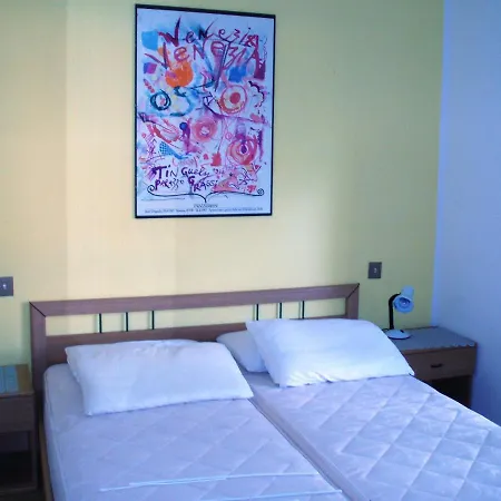 아파트 Condominio Villa Verde *